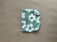 Load image into Gallery viewer, SAMPLE Cosmetic/Nappy Purse:  Sage Soli
