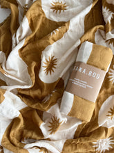 Load image into Gallery viewer, Seakaboo Organic Bamboo Cotton Baby Swaddle|Wrap: Taiyo
