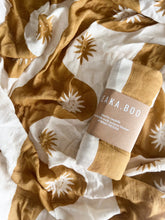 Load image into Gallery viewer, Seakaboo Organic Bamboo Cotton Baby Swaddle|Wrap: Taiyo
