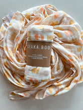 Load image into Gallery viewer, Seakaboo Organic Bamboo Cotton Baby Swaddle|Wrap:  Lune (1 only)
