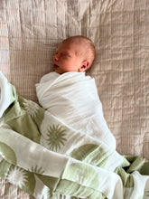 Load image into Gallery viewer, Seakaboo Organic Bamboo Cotton Baby Swaddle|Wrap: Green Taiyo
