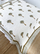 Load image into Gallery viewer, Queen  ~ Cotton Filled ~ Green Palm
